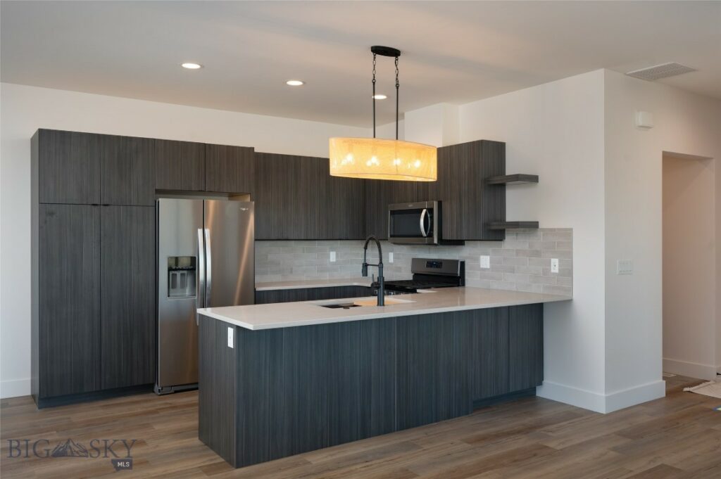 3030 Autumn Grove Street