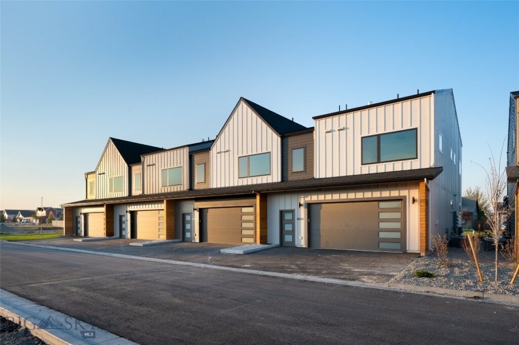 3030 Autumn Grove Street