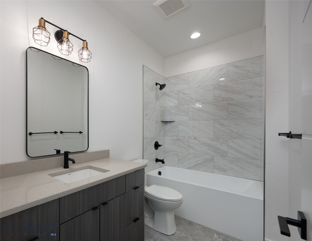 3030 Autumn Grove Street