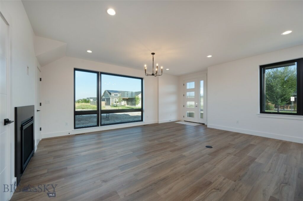 3030 Autumn Grove Street