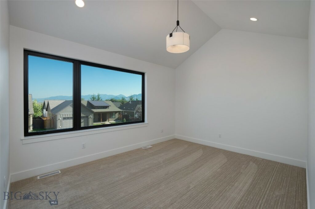 3030 Autumn Grove Street