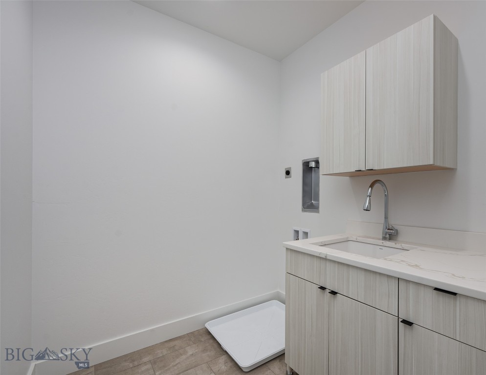 3030 Autumn Grove Street