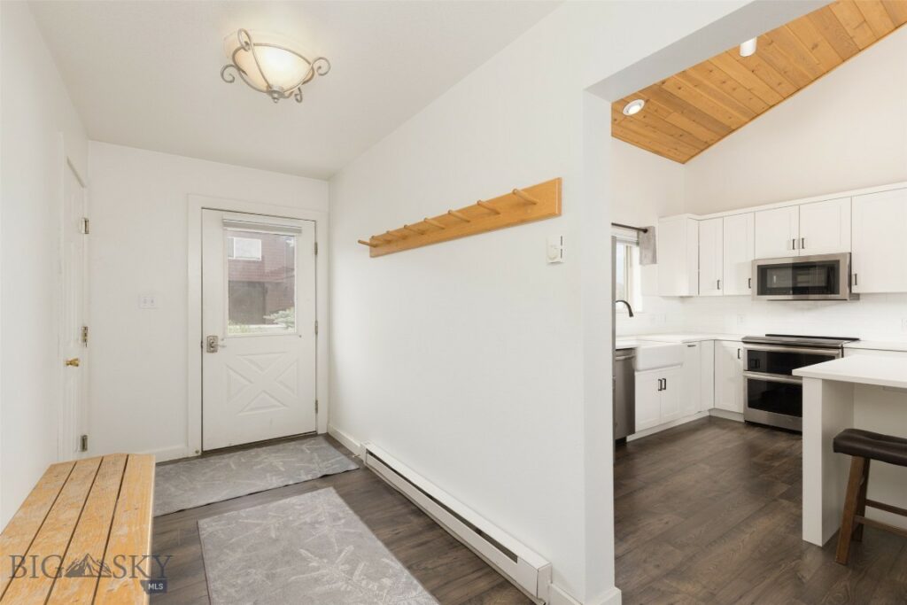 Big Sky MT 59716 - 1