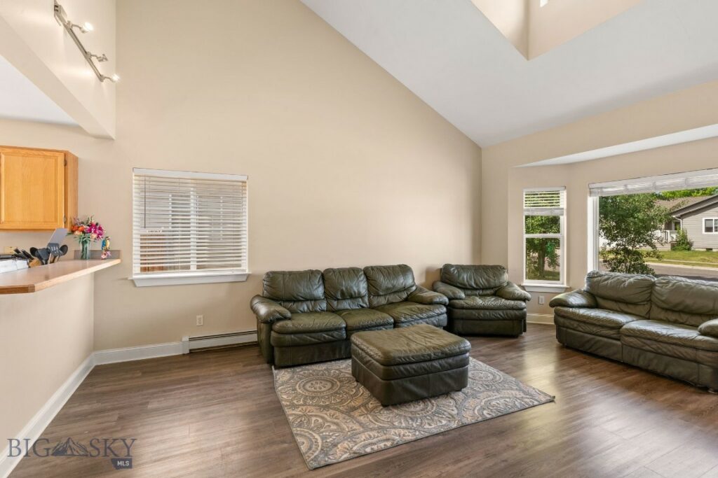 306 Golden Valley Drive