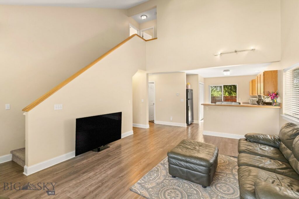 306 Golden Valley Drive