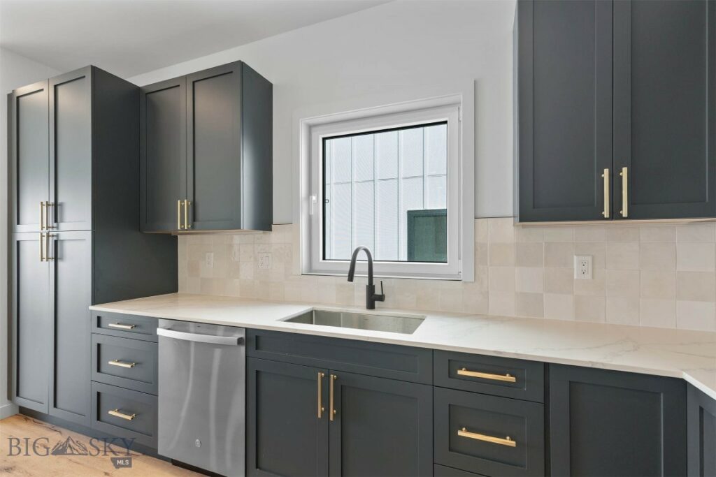 3070 South 31st Avenue