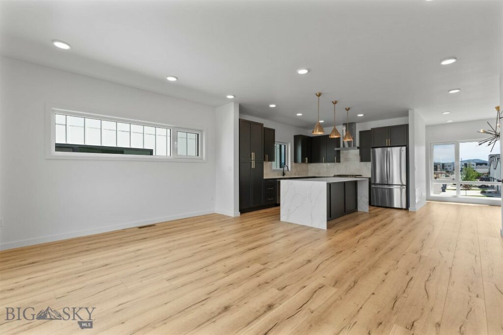 3070 South 31st Avenue