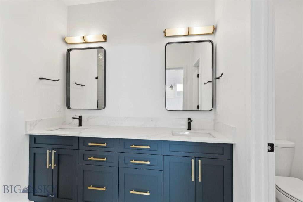 3070 South 31st Avenue