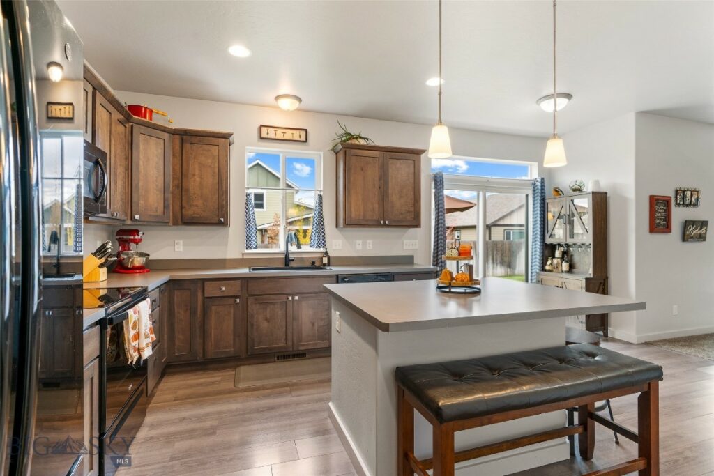 310 Rugged Creek Avenue