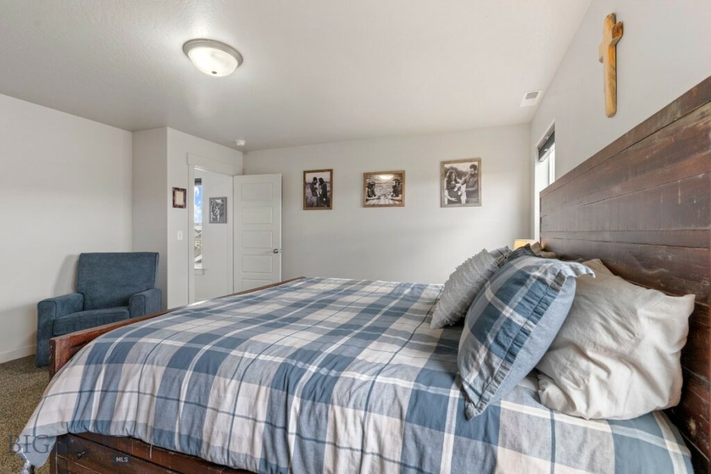 310 Rugged Creek Avenue