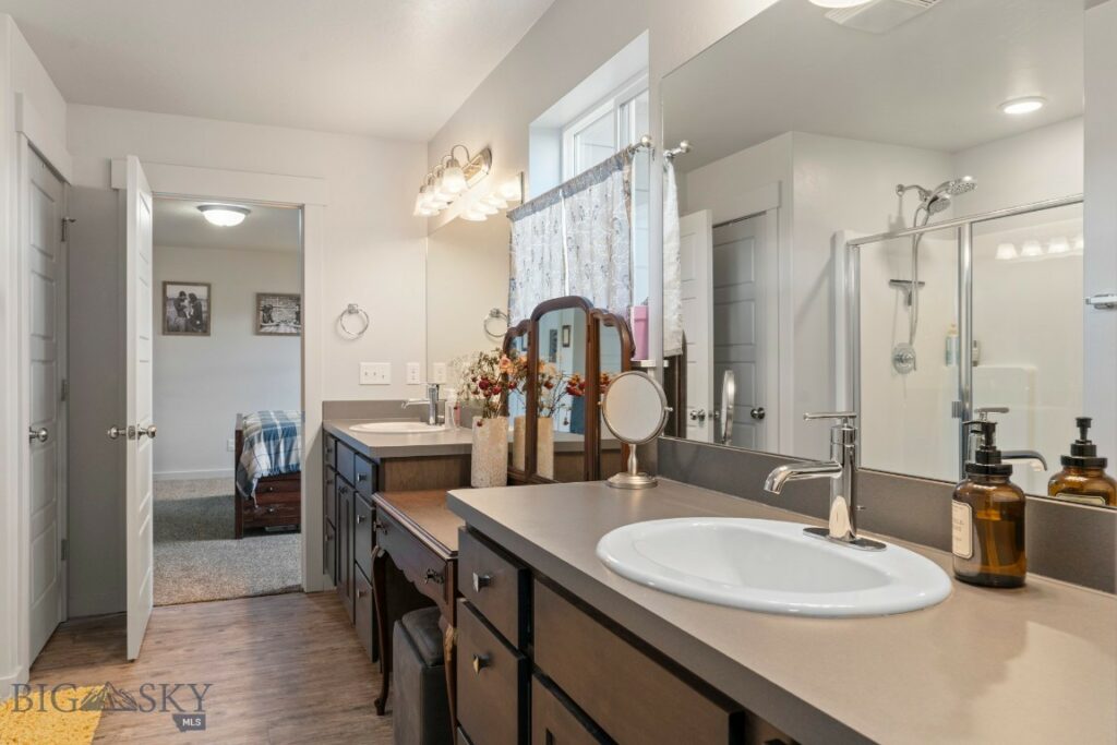 310 Rugged Creek Avenue