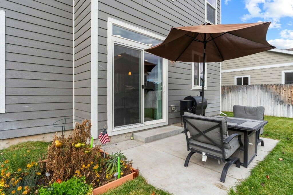 310 Rugged Creek Avenue