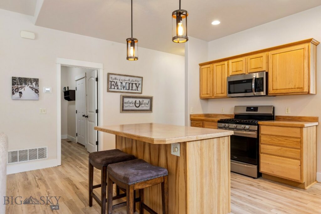 3114 Annie Street
