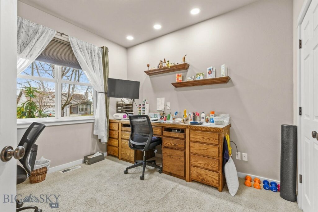 3118 Gardenbrook Lane