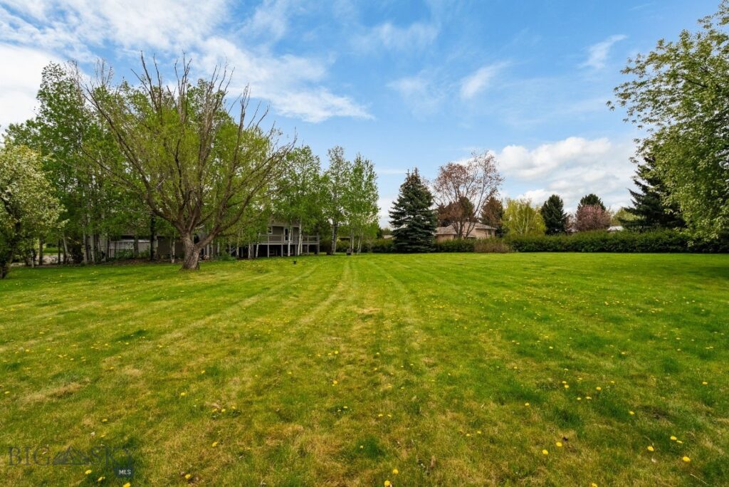 313 Cirque Drive