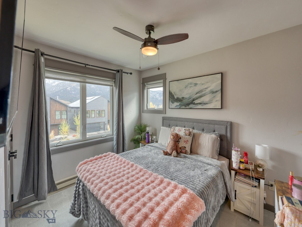 313 Spruce Cone