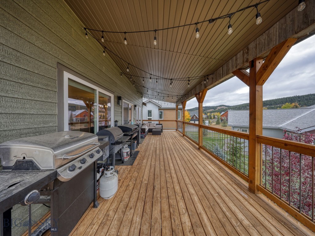 313 Spruce Cone