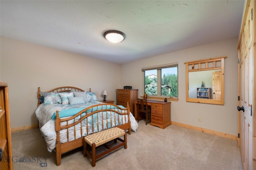 3140 Two Moons Road