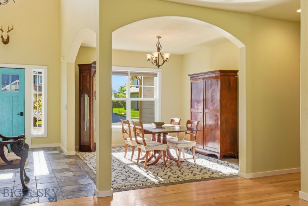 3159 Gardenbrook Lane