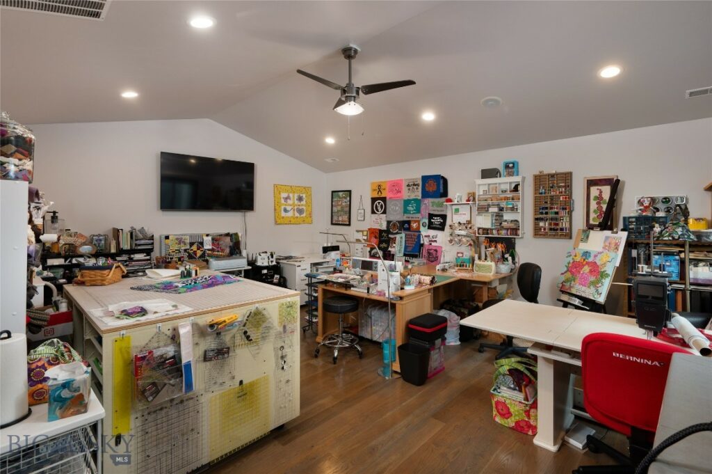 3165 Summer View Lane