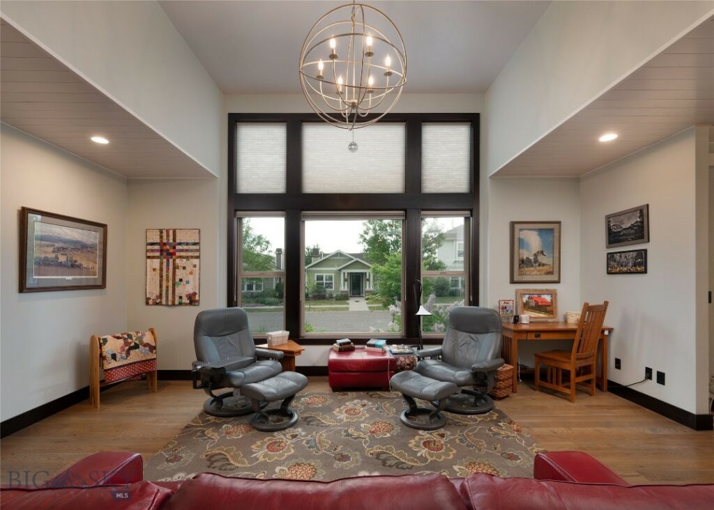 3165 Summer View Lane
