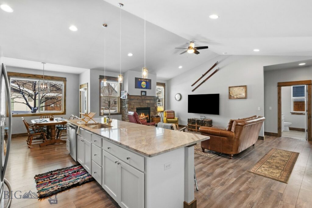 3167 Autumn Grove