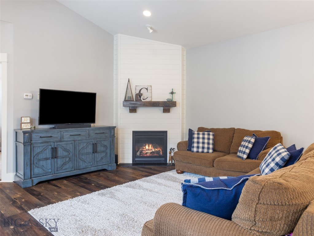 3171 Spring Ridge Drive