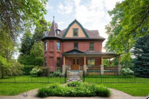 319 S 3rd Avenue, Bozeman MT 59715