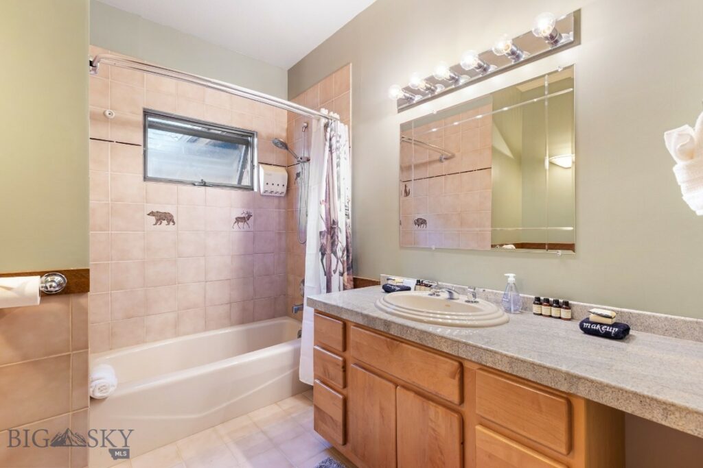 Big Sky MT 59716 - 9