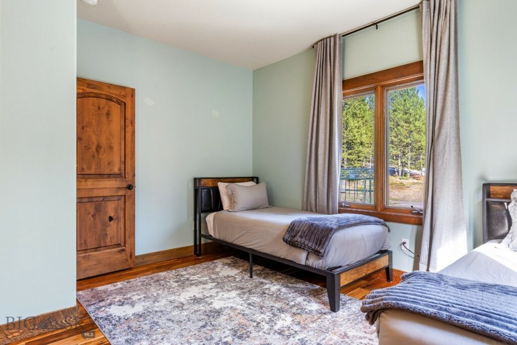 Big Sky MT 59716 - 11