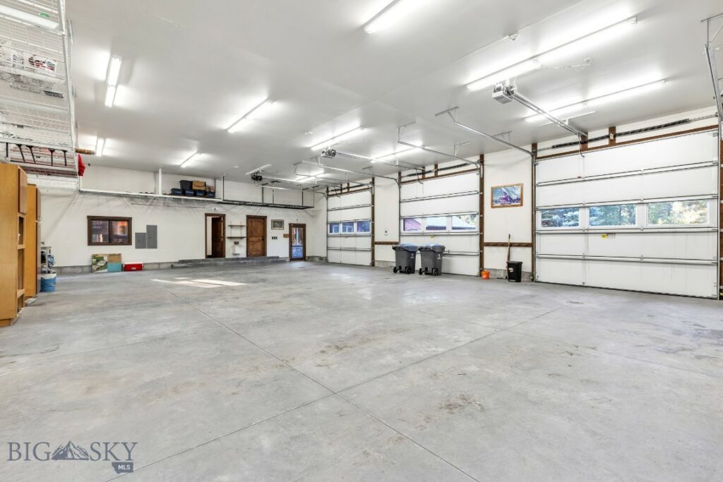 Big Sky MT 59716 - 22