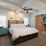 3214 Hillcrest Drive