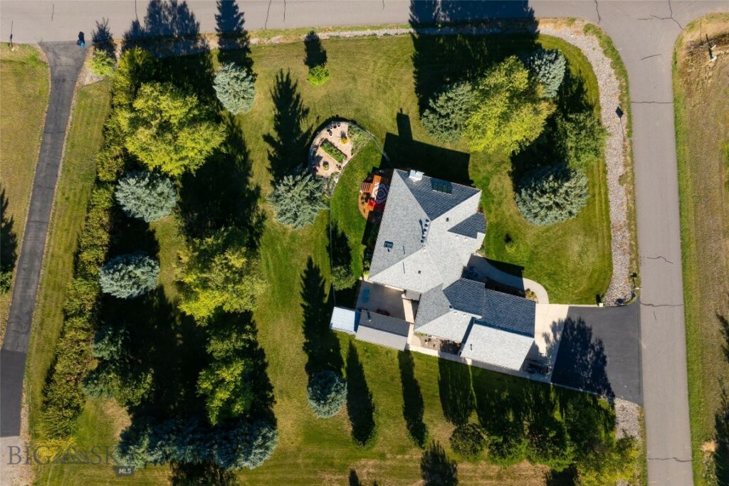 3227 Shooting Star Lane