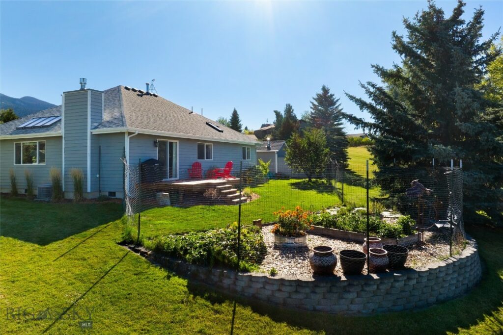 3227 Shooting Star Lane