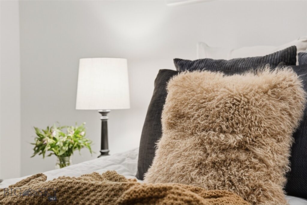 Bozeman MT 59718 - 18