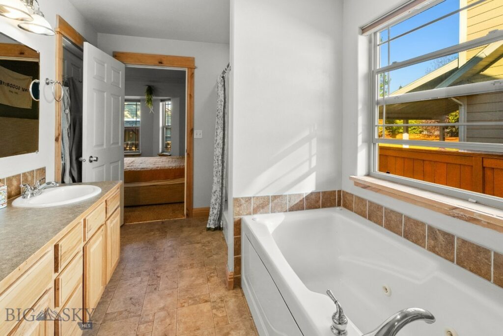Bozeman MT 59718 - 12