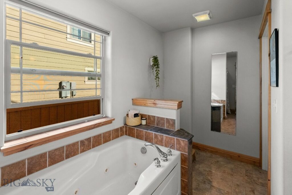 Bozeman MT 59718 - 8