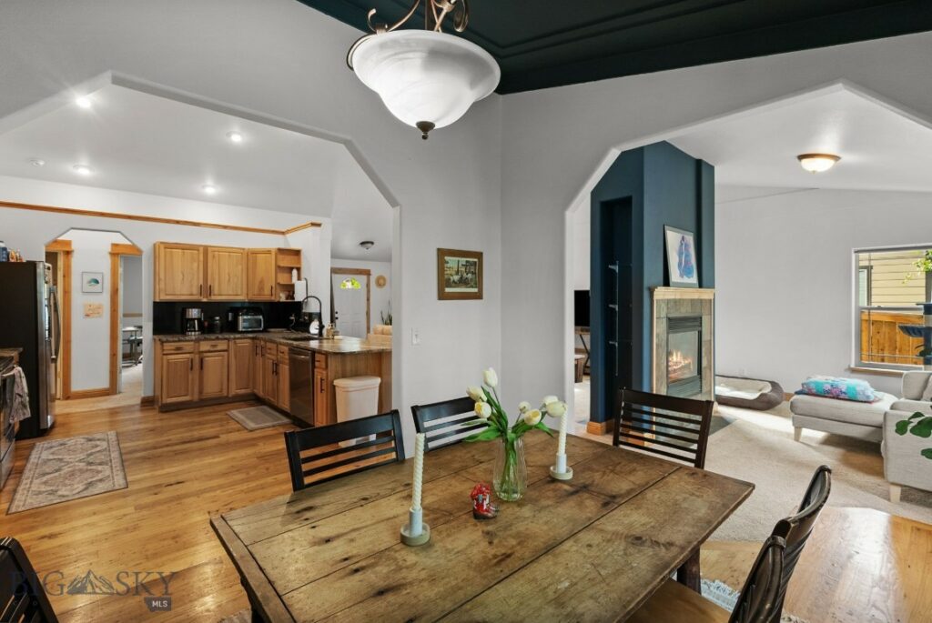 Bozeman MT 59718 - 16