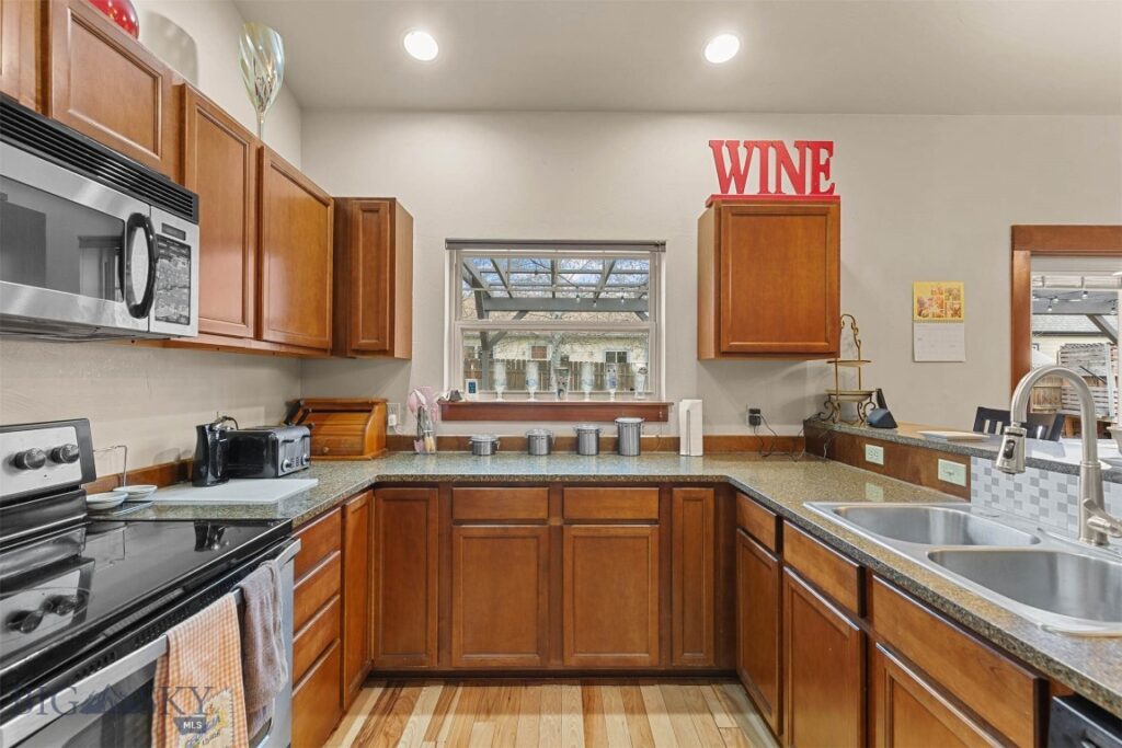 325 Cedar Wood Circle