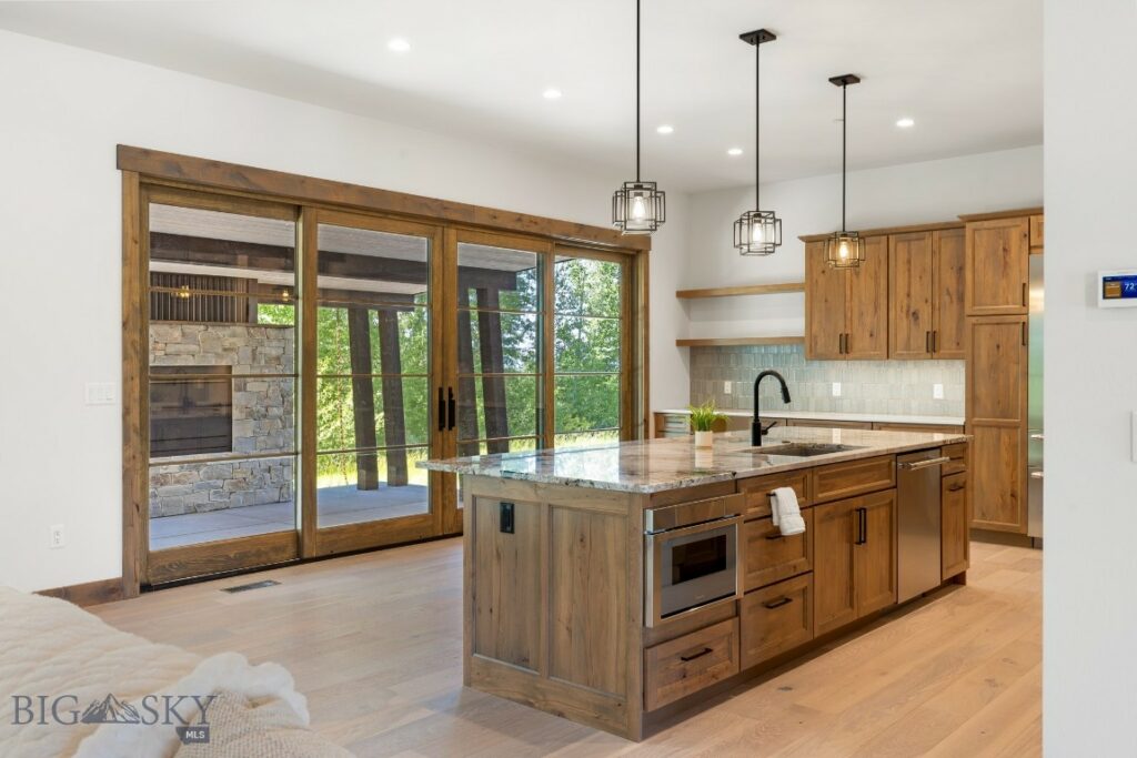 33 Leachman Lane