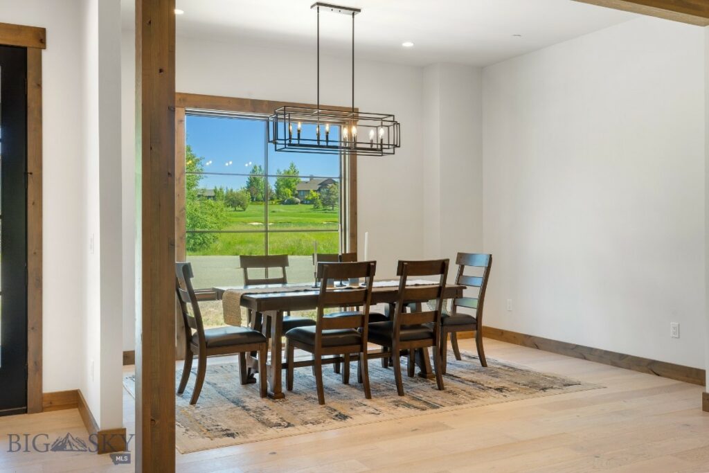 33 Leachman Lane