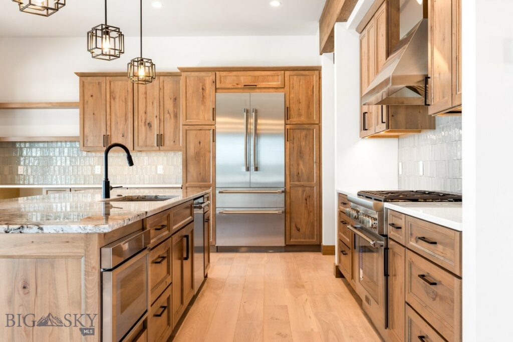 33 Leachman Lane