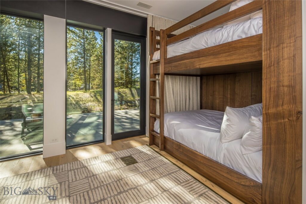 #33 One&Only Private Home