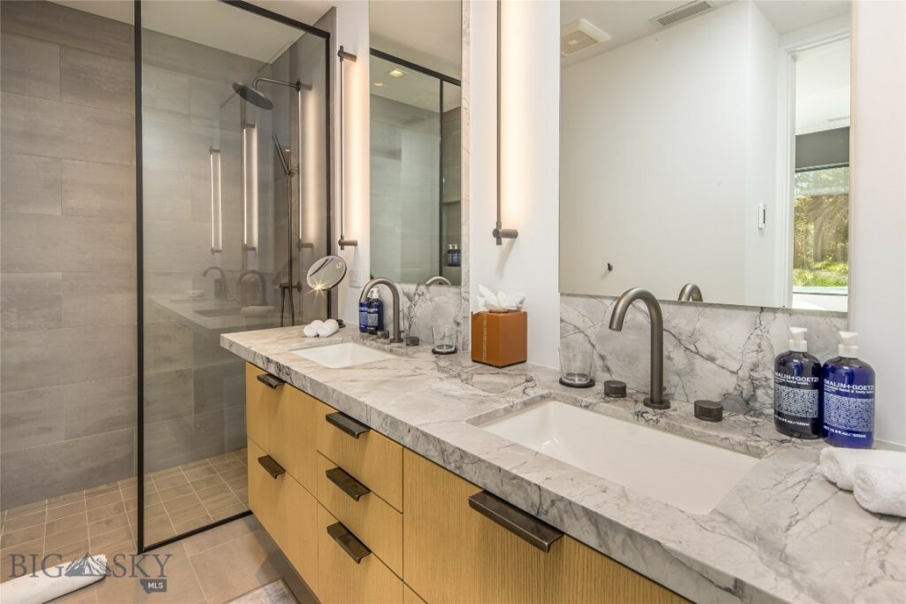 #33 One&Only Private Home