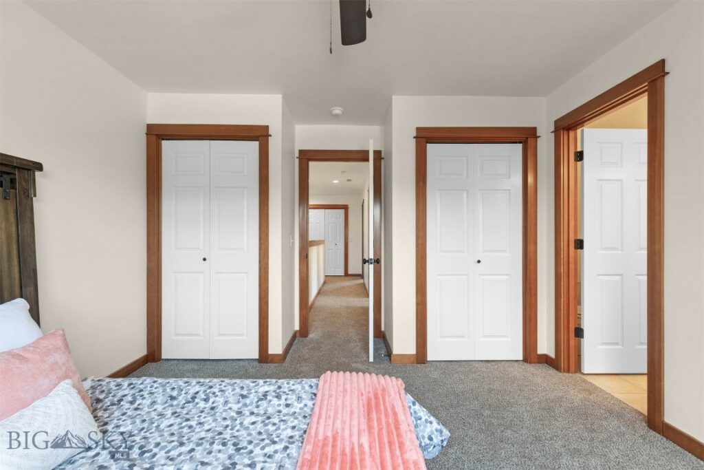 332 N Cottonwood Road