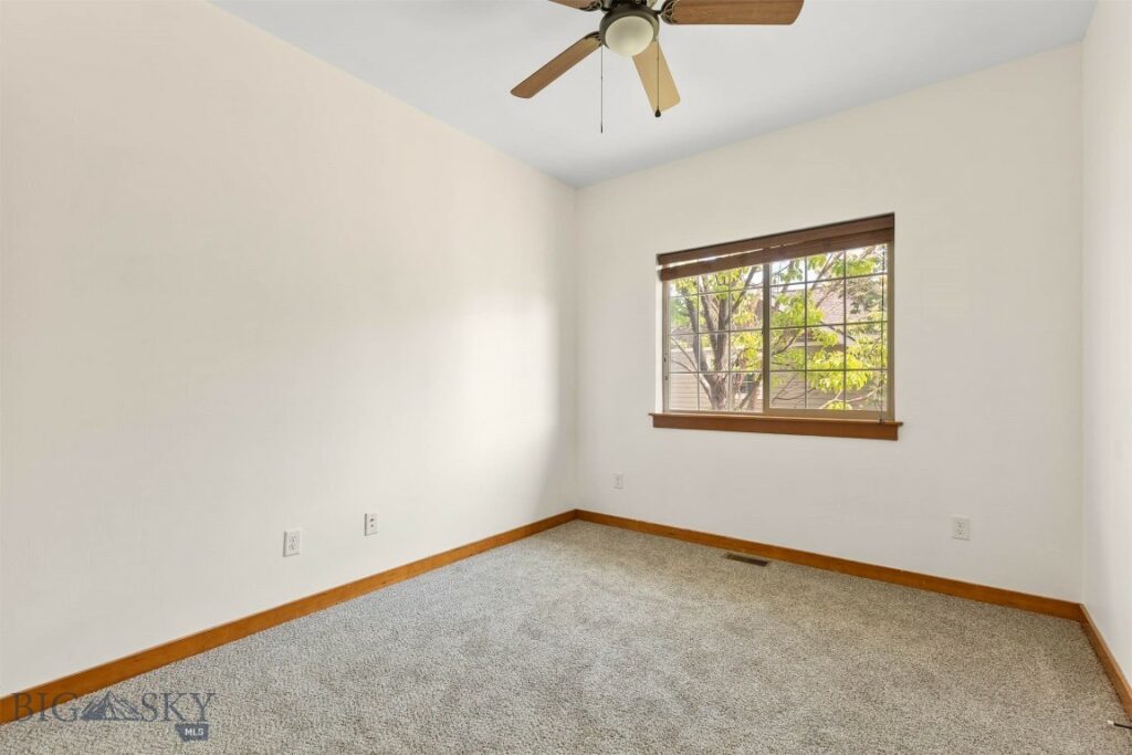 332 N Cottonwood Road