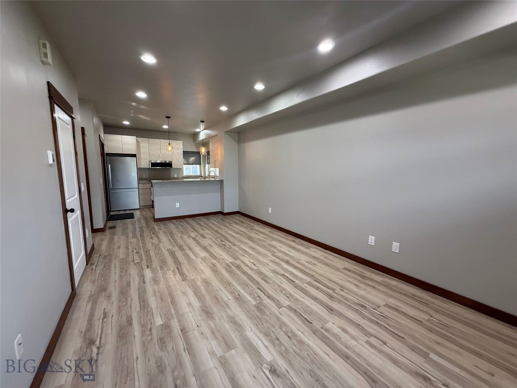 3349 N 27th