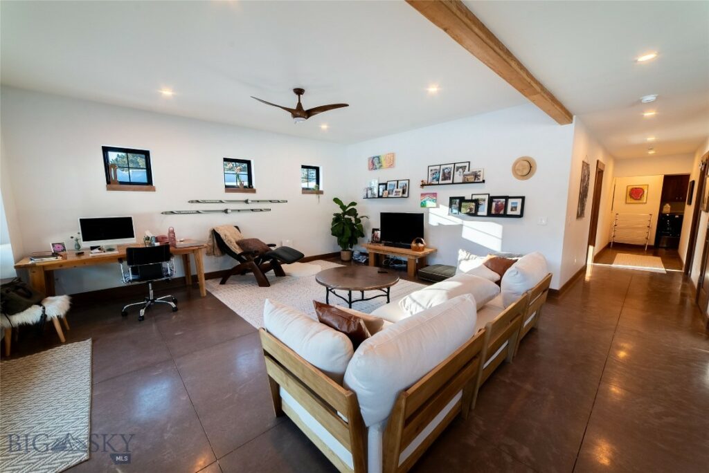 Big Sky MT 59716 - 12