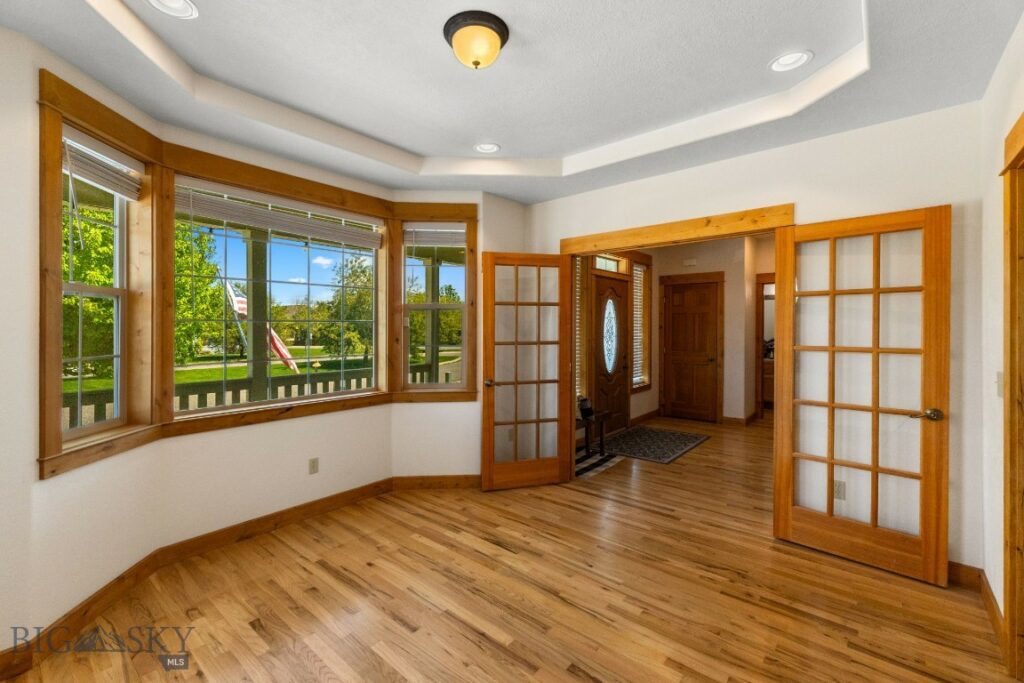 34 W Katina Court