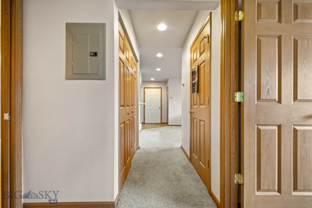 Bozeman MT 59718 - 8